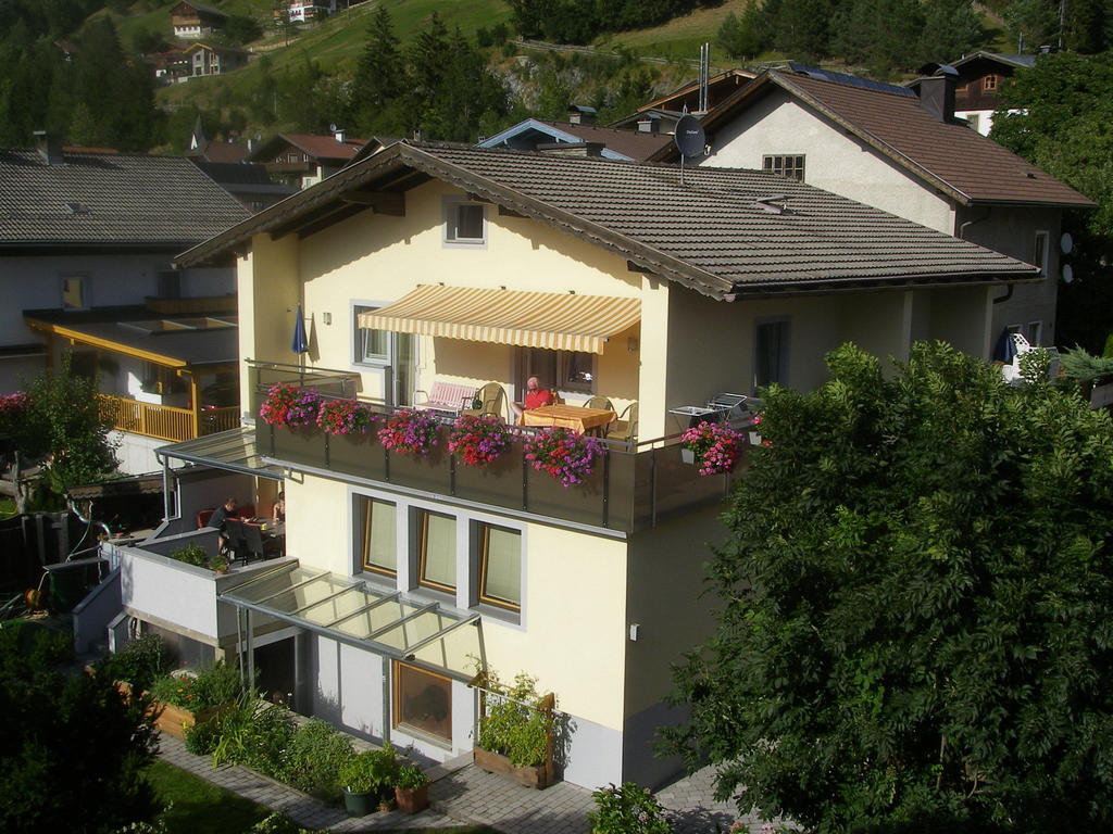 Haus Meixner Matrei in Osttirol Exterior foto
